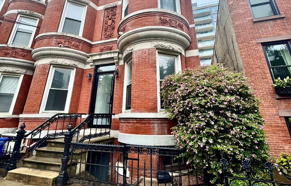 Goldflam of Highcap Group sells 6-unit walk-up for $3.6 million